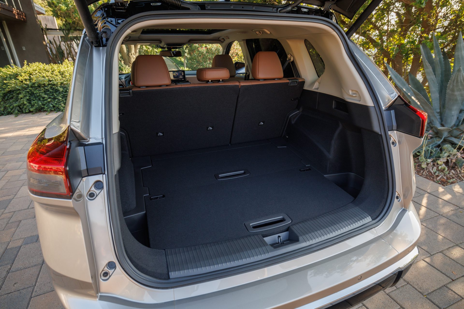 Nissan Trois-Rivieres - Rogue 2025 - ouverture du coffre