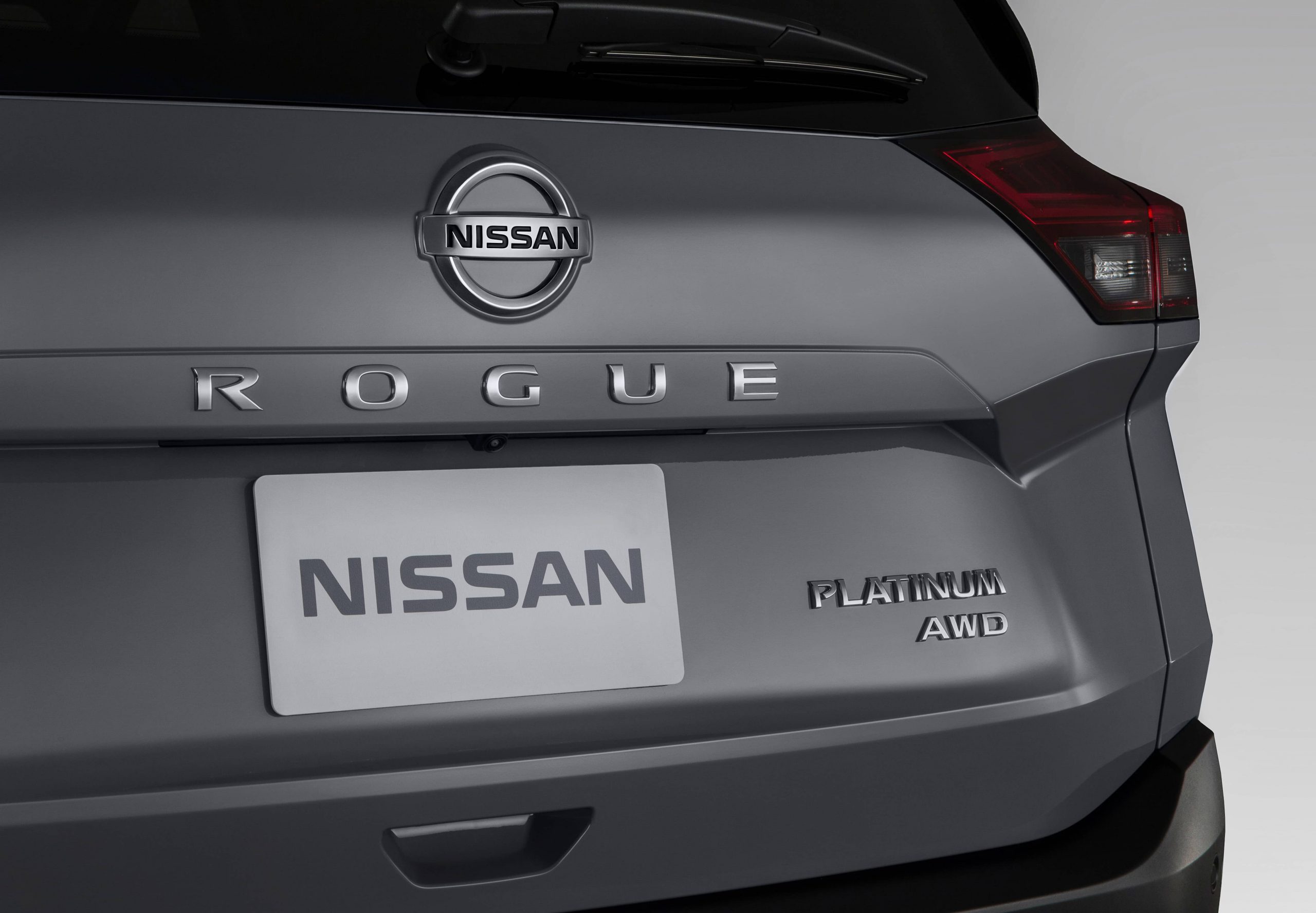 Emblème arrière du Nissan Rogue 2021